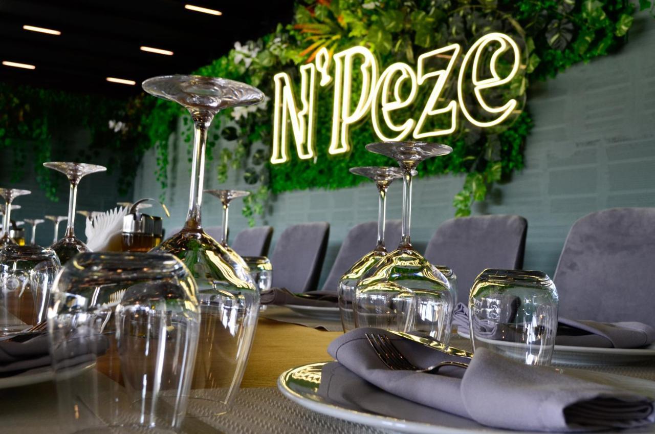 N'Peze Hotel Ljaknasi Exterior foto